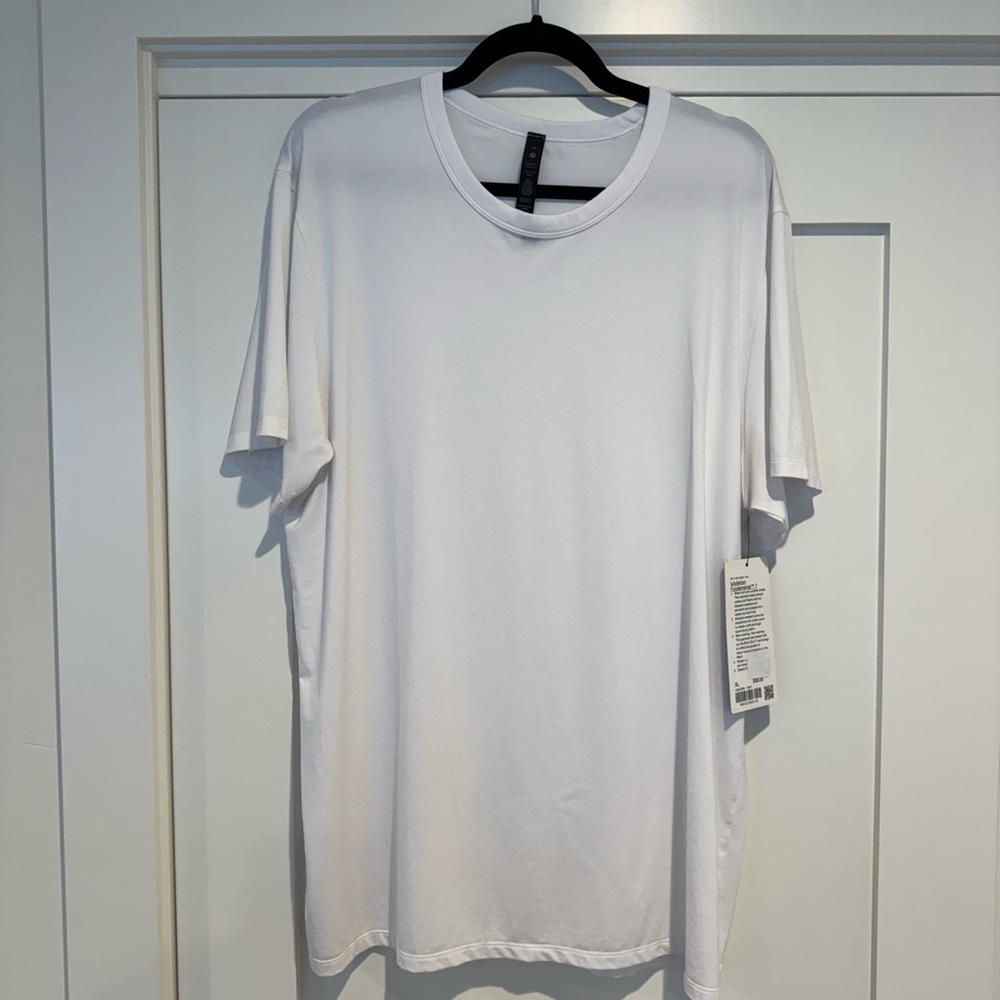 Lululemon Fundamental T-Shirt Size XL white